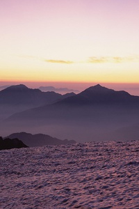 热门足球赛事引爆激情，豪门相争！